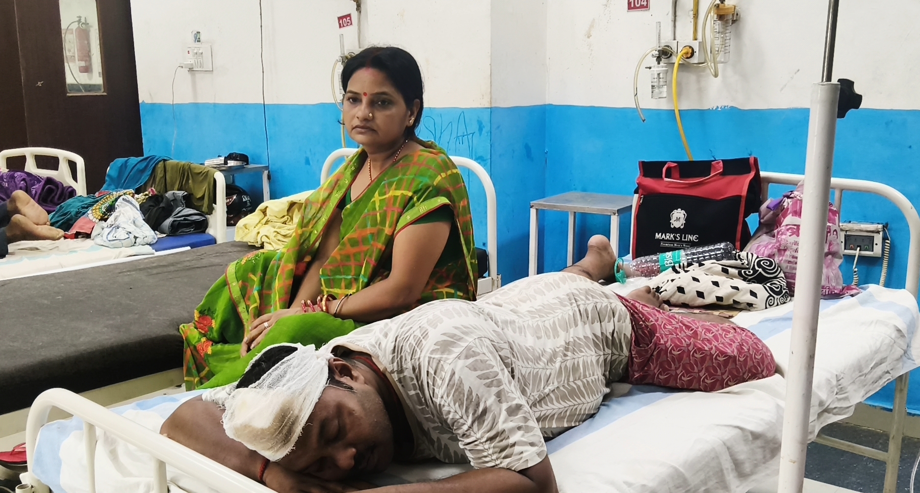 सहरसा में तीन अंगुल जमीन को लेकर खूनी विवाद, देवर-देवरानी पर ईंट से हमला करने का आरोप; CCTV फुटेज आया सामने<br>